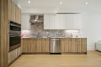 230 Bay St in Jersey City, NJ - Building Photo - Building Photo