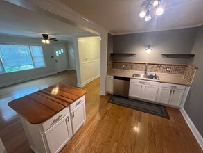 1527 Chandler St in Charleston, SC - Building Photo - Building Photo