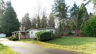 11811 SE 184th St in Renton, WA - Building Photo - Building Photo