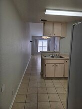 682 Green Valley Rd in Palm Harbor, FL - Building Photo - Building Photo