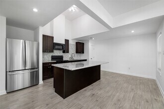 6004 Bois D Arc St in Houston, TX - Foto de edificio - Building Photo