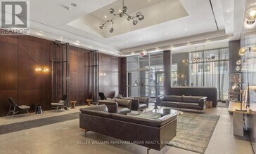 36 Blue Jays Way in Toronto, ON - Building Photo - Building Photo