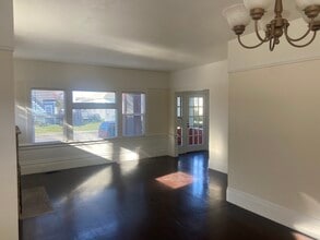 3145 E St in Eureka, CA - Building Photo - Building Photo