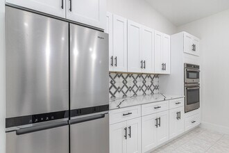 48 Bentwater Cir in Boynton Beach, FL - Building Photo - Building Photo