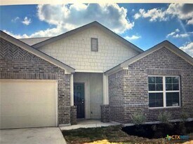 1109 Elm Fall in Seguin, TX - Building Photo