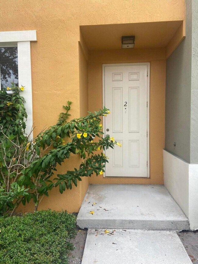 410 Amador Ln in West Palm Beach, FL - Building Photo - Building Photo