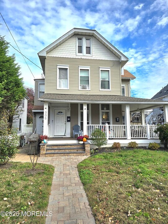 305 3rd Ave in Asbury Park, NJ - Building Photo