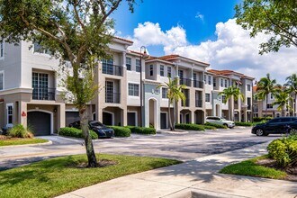 Bell Miramar Place in Miramar, FL - Building Photo - Building Photo