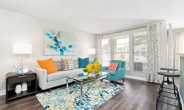 Cortland at the Hammocks in Miami, FL - Foto de edificio - Building Photo