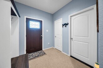 21023 Creighton Wood Dr in New Caney, TX - Building Photo - Building Photo