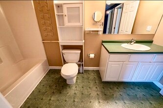 41 Cressey St in Henniker, NH - Building Photo - Building Photo