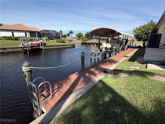 property at 2501 SE 19th Pl