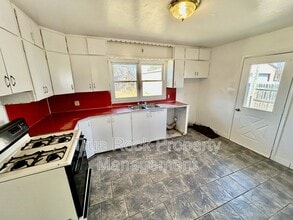 300 E Main St in Asher, OK - Building Photo - Building Photo