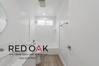 4815 St Charles Pl, Unit 2 in Los Angeles, CA - Building Photo - Building Photo