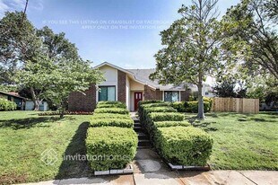 1716 Delaford Pl in Carrollton, TX - Building Photo