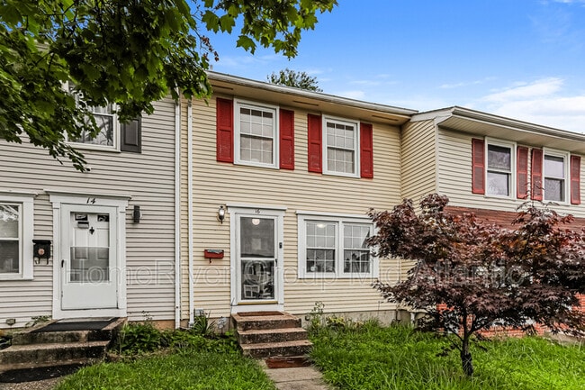 property at 16 Duchess Ct