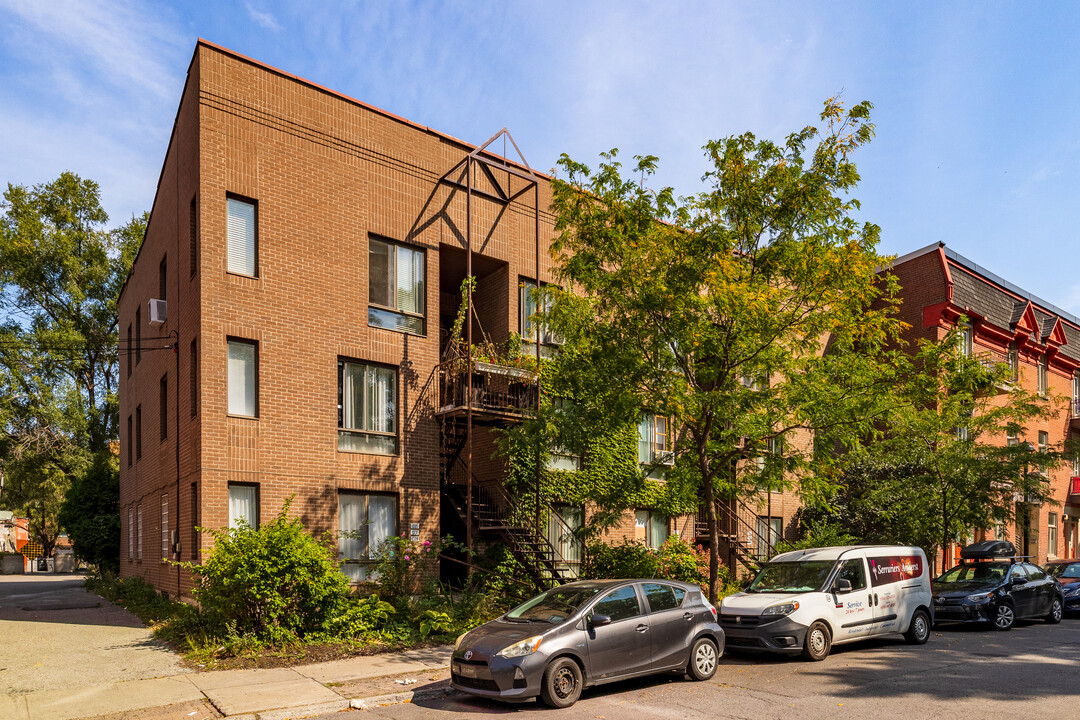 1315-1335 De Champlain Rue in Montréal, QC - Building Photo