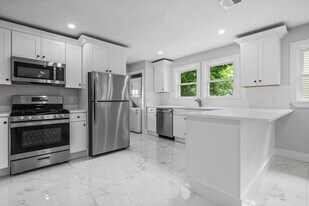 170 Calumet St in Boston, MA - Building Photo