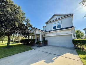 105 N Aberdeenshire Dr in Fruit Cove, FL - Foto de edificio - Building Photo