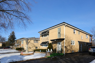 239 S Hale St in Addison, IL - Building Photo - Building Photo