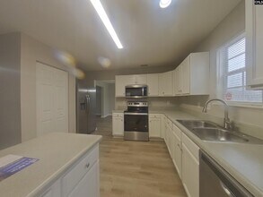 415 Fox Trot Dr in Columbia, SC - Building Photo - Building Photo