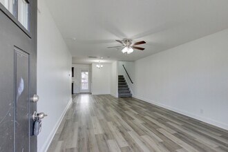 702 Ellie Nat Dr in Clarksville, TN - Building Photo - Building Photo