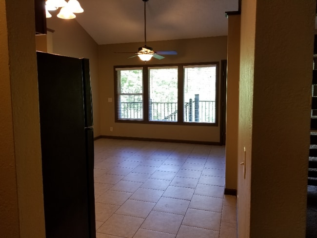 1920 Parkwild Dr