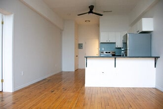 67 Wyndham St S in Guelph, ON - Building Photo - Building Photo