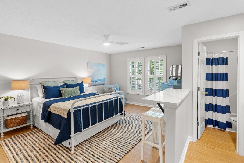 3350 Club Villas Dr in Southport, NC - Foto de edificio