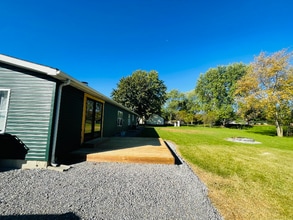 4313 Midway Rd in Elkhart, IN - Foto de edificio - Building Photo