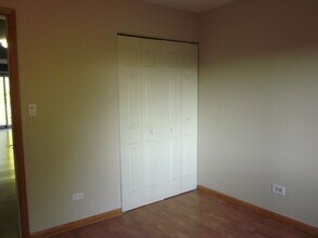 1785 W Algonquin Rd, Unit 3A in Mount Prospect, IL - Building Photo - Building Photo