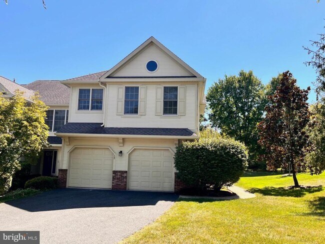 13 Benjamin Rush Ln in Princeton, NJ - Building Photo - Building Photo