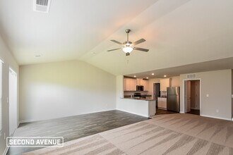 639 Wild Tulip Ct in Gilbert, SC - Building Photo - Building Photo
