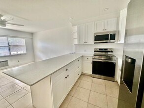 244 Mansfield F in Boca Raton, FL - Building Photo - Building Photo