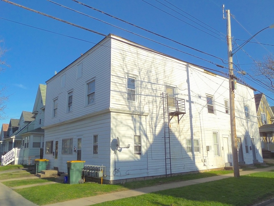 99 Curtis St in Rochester, NY - Foto de edificio