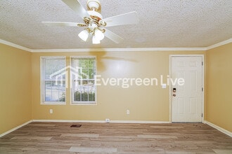 2524 Oak Leaf Ln in Adamsville, AL - Building Photo - Building Photo