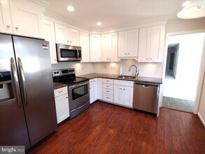 719 Monmouth Ave in Severna Park, MD - Building Photo - Building Photo