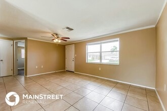 1753 Kenilworth St in Holiday, FL - Building Photo - Building Photo