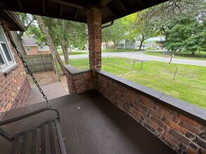 3061 Emmons Ave in Rochester Hills, MI - Building Photo - Building Photo