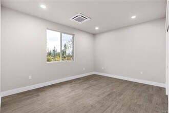 5587 Linrich Ln in Paradise, CA - Building Photo - Building Photo