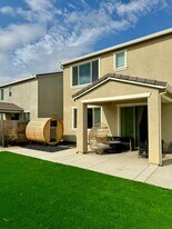 7309 Ganache Wy in Sacramento, CA - Building Photo