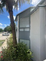 2526 Lemon Tree Ln in Orlando, FL - Building Photo