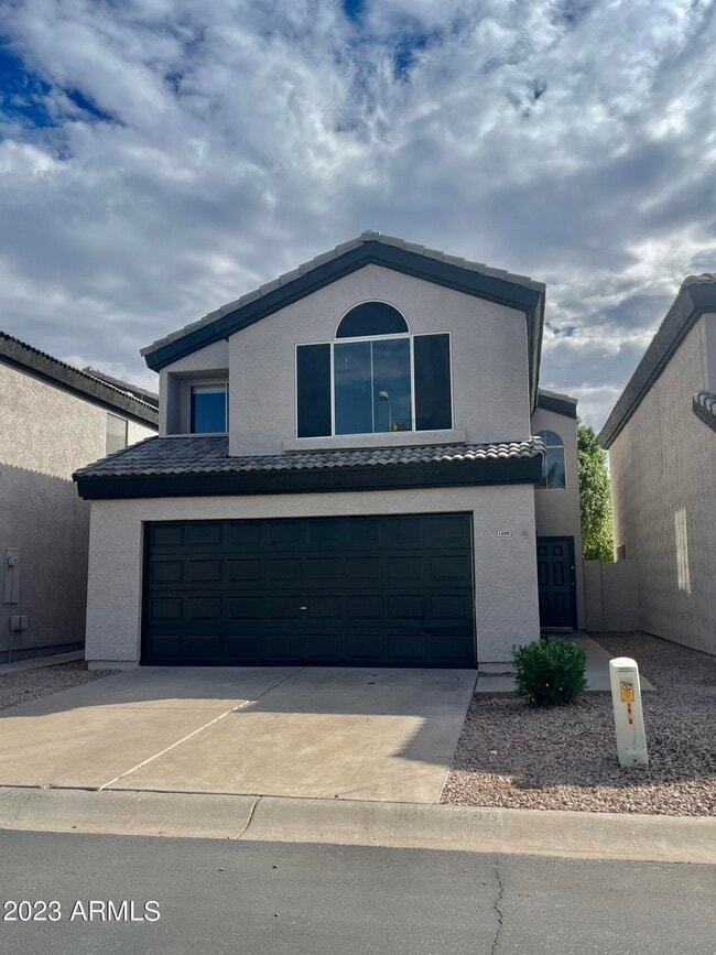 property at 1095 W Sandy Banks