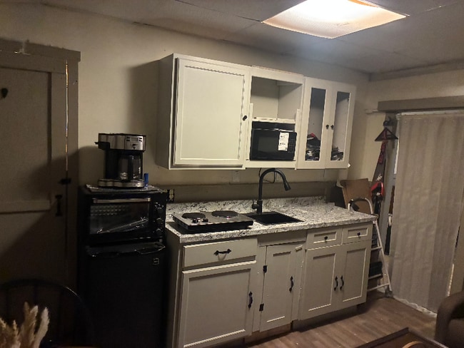 9 Hampshire Ln in Haverhill, NH - Building Photo - Building Photo