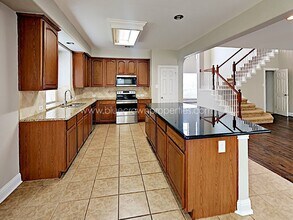 901 Mesquite Dr in Burleson, TX - Building Photo - Building Photo