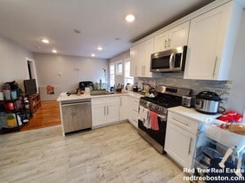 7 Elmira St, Unit 7 in Boston, MA - Building Photo