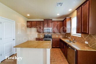 2546 Just My Style in San Antonio, TX - Building Photo - Building Photo