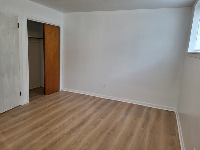 209 NJ-168, Unit 1 in Haddon Heights, NJ - Foto de edificio - Building Photo