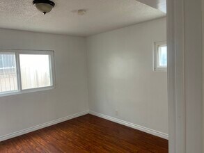 10226 Woodworth Ave, Unit 2 in Inglewood, CA - Building Photo - Building Photo