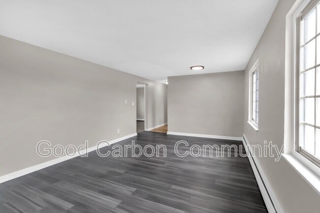 311 Beattie Ave in Lockport, NY - Building Photo - Building Photo